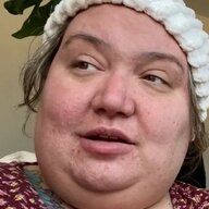 Tesshollidaysflupaknees