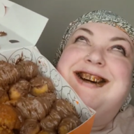Pixie Cakes